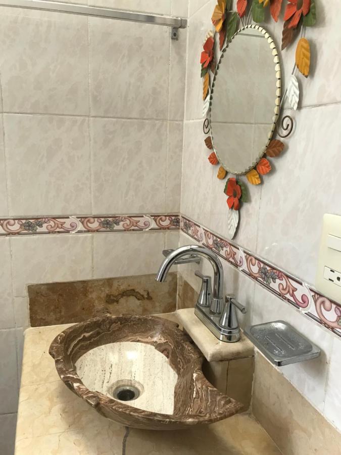 Villa Familiar El Ciruelo クエルナバカ エクステリア 写真