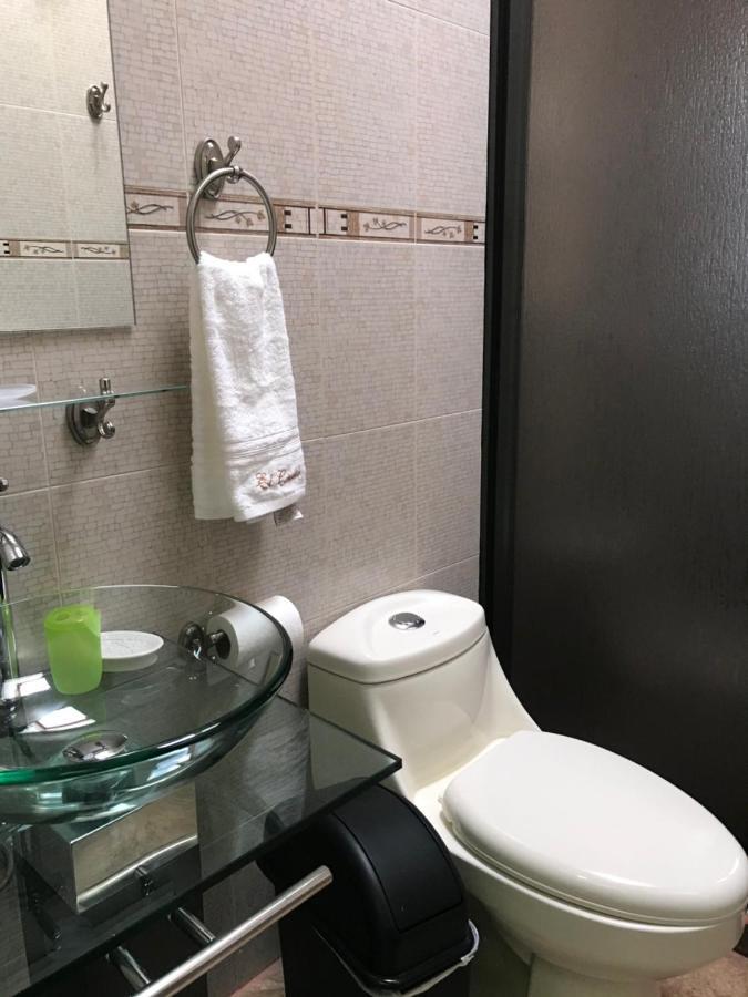 Villa Familiar El Ciruelo クエルナバカ エクステリア 写真
