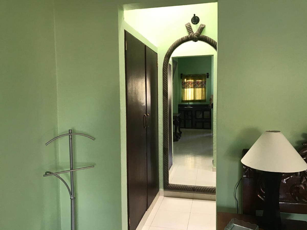 Villa Familiar El Ciruelo クエルナバカ エクステリア 写真